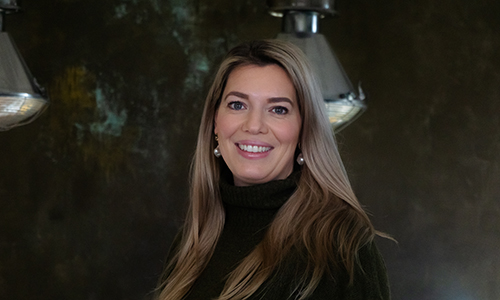 annika-kiestra-photo-small annika-kiestra-photo-small