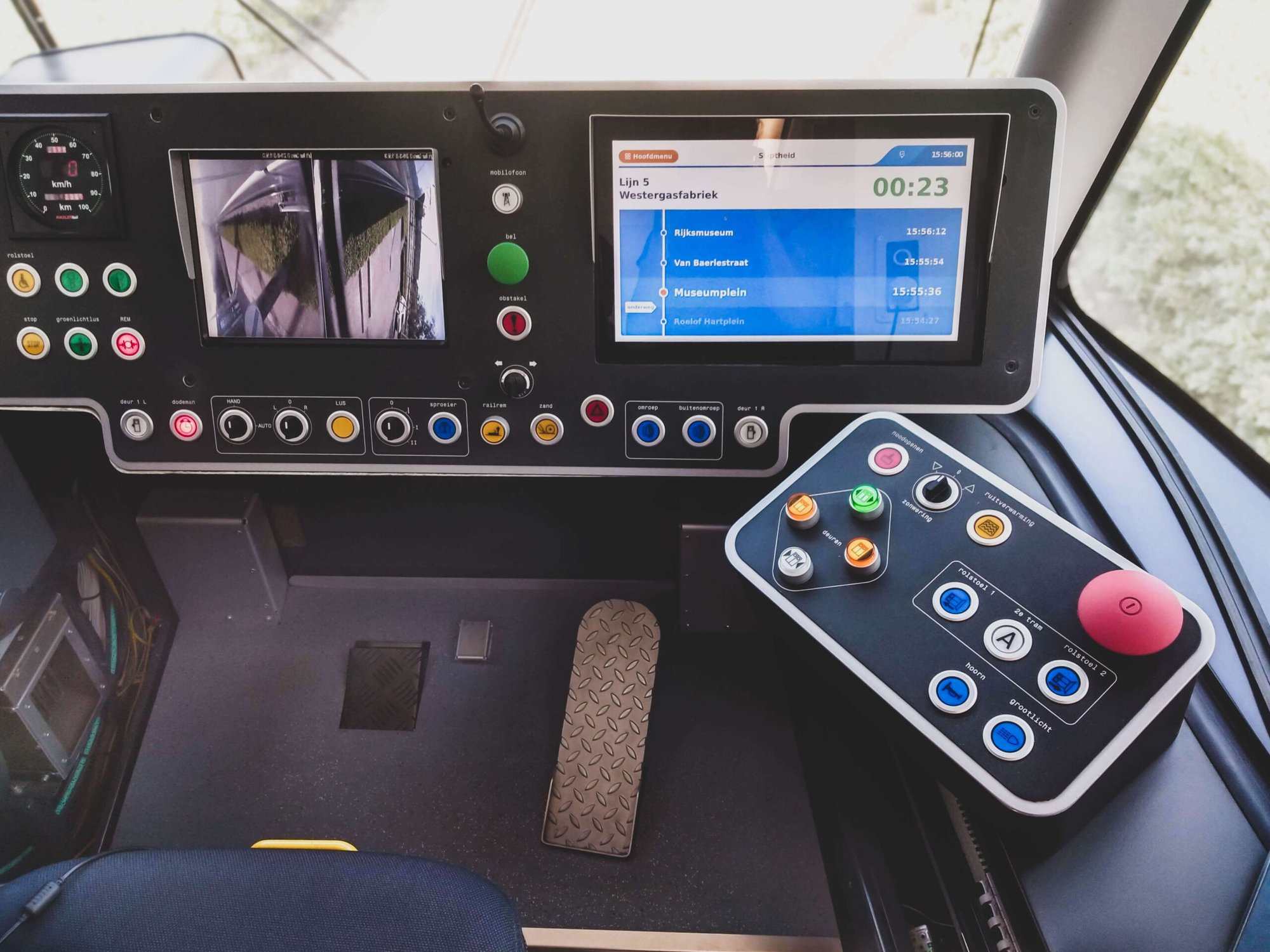 context_plaat_controls-scaled-1 context_plaat_controls-scaled-1